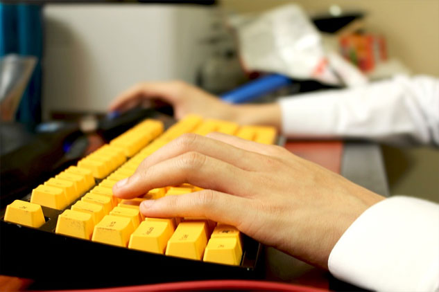 keyboard - Playing Indoors: What Sorts of Sports Are Held Indoors?